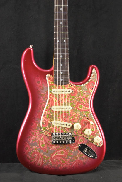 Fender Limited Edition '68 Stratocaster Journeyman Relic with Closet Classic Hardware Pink Paisley
