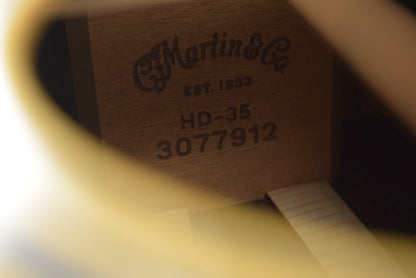 Martin HD-35