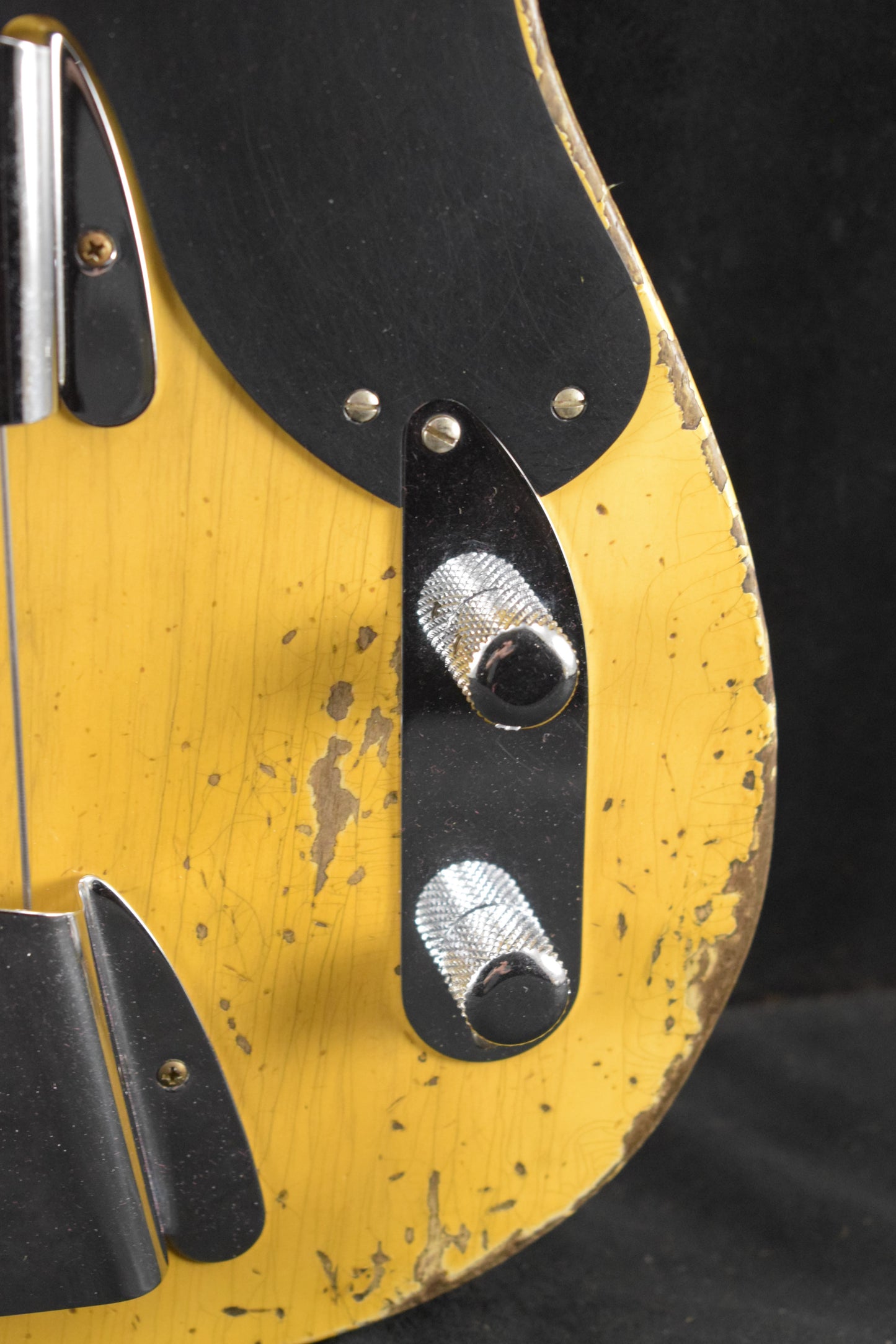 Fender Custom Shop 1951 Precision Bass Super Heavy Relic Super Faded Aged Nocaster Blonde