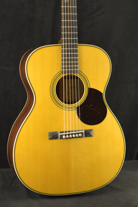 Martin 000-28 Shawn Mendes #36 of 88