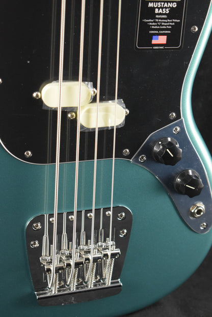 Fender American Professional Classic Mustang Bass Faded Sherwood Green Metallic Rosewood Fingerboard
