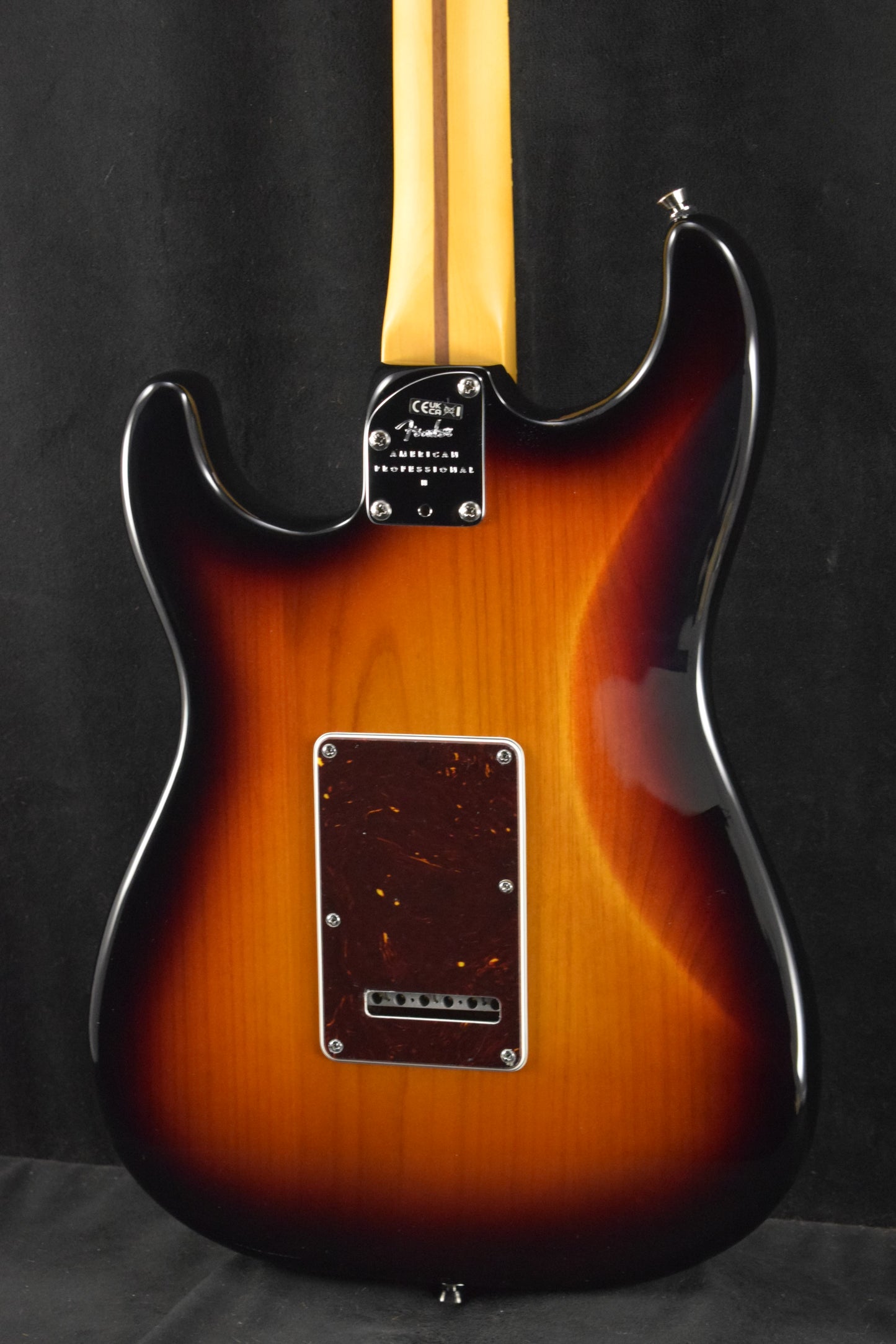 Fender American Professional II Stratocaster 3-Color Sunburst Rosewood Fingerboard