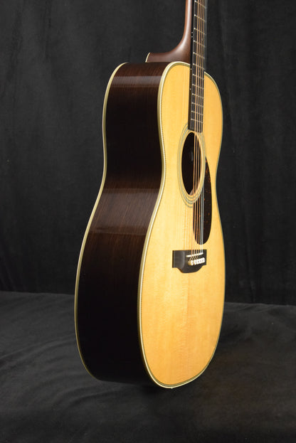 Martin OM-28E Fishman Aura VT Blend Natural