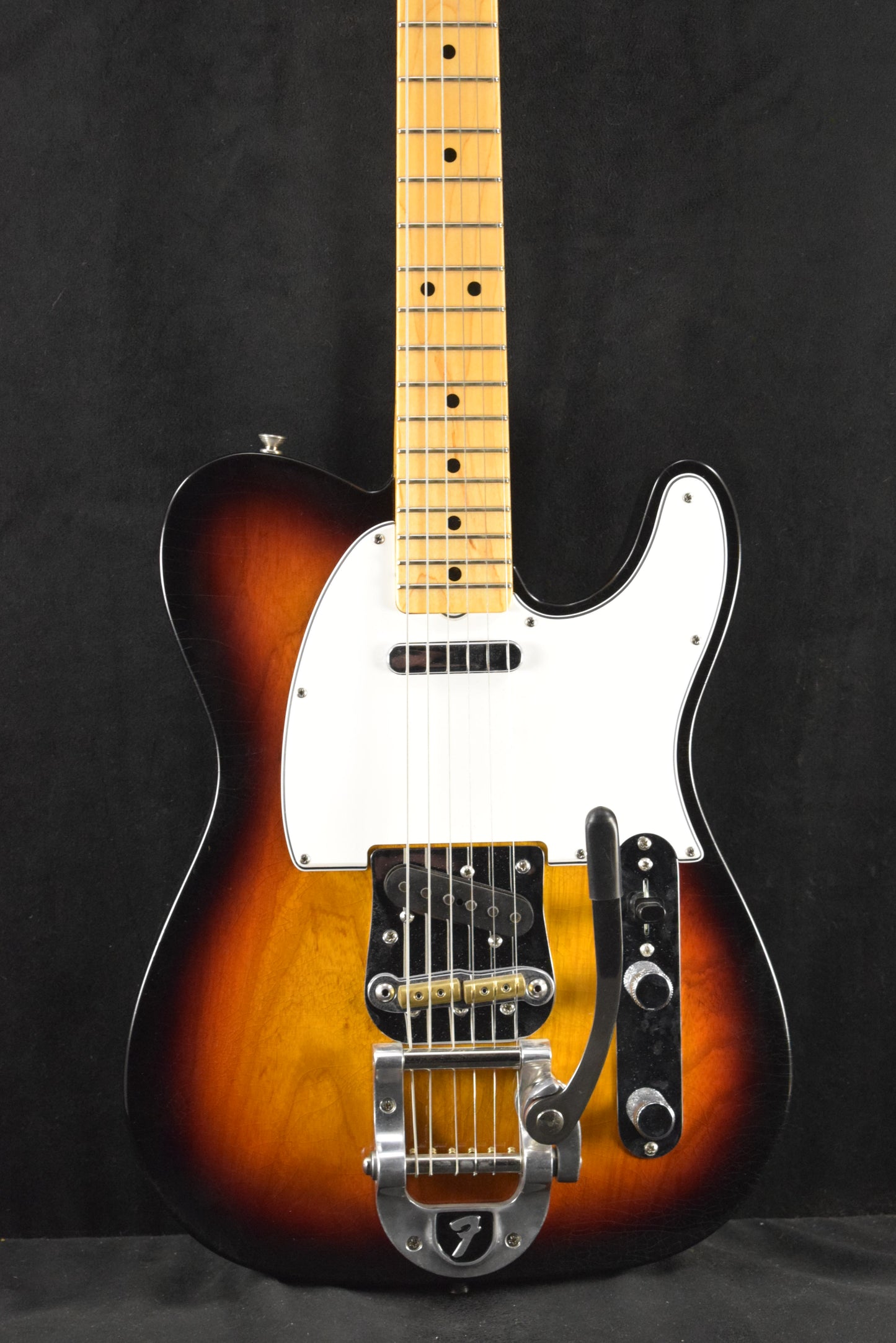 Fender Custom Shop 1967 Tele - DLX Closet Classic 3-Color Sunburst