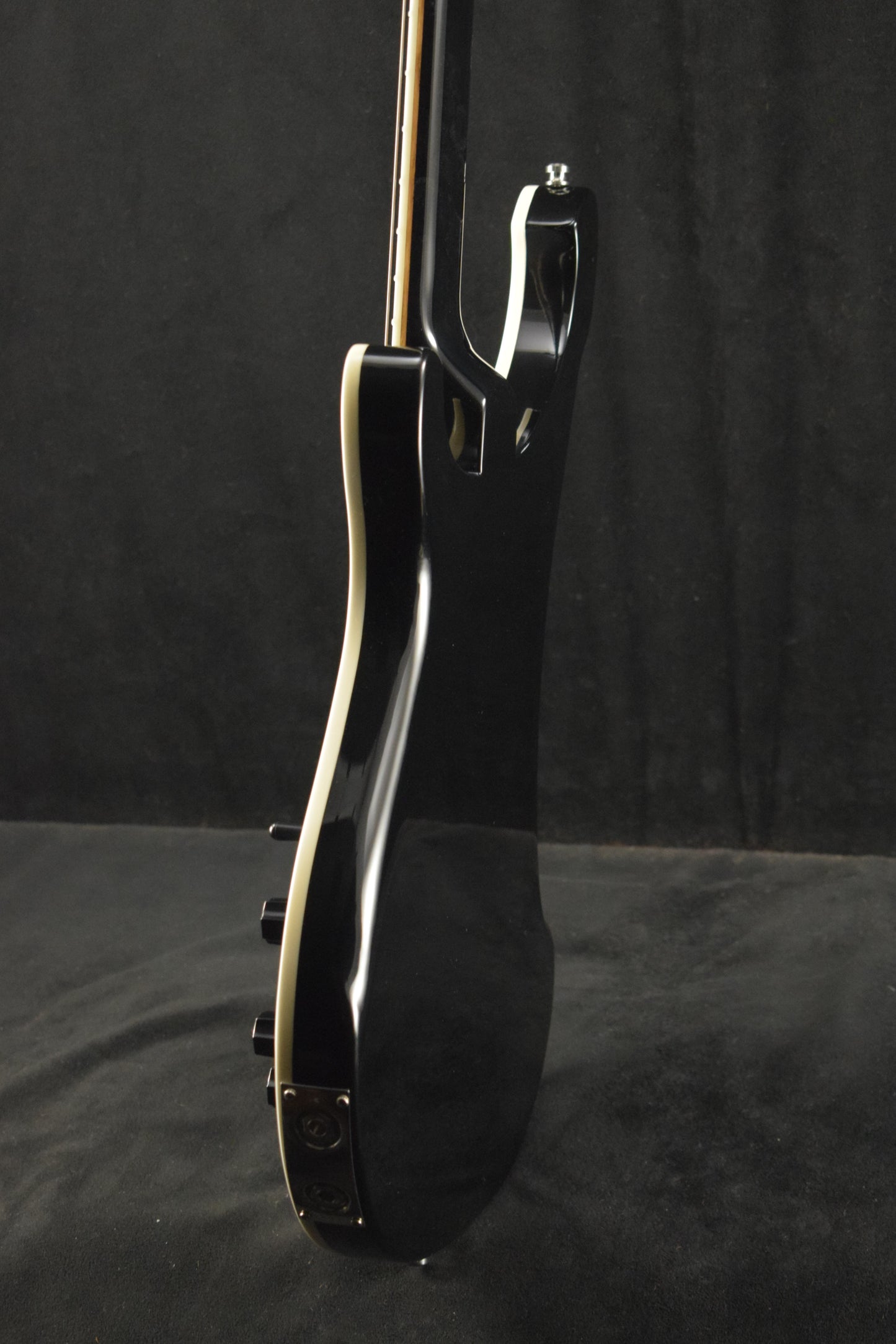 Rickenbacker 4003 Bass Guitar Jetglo