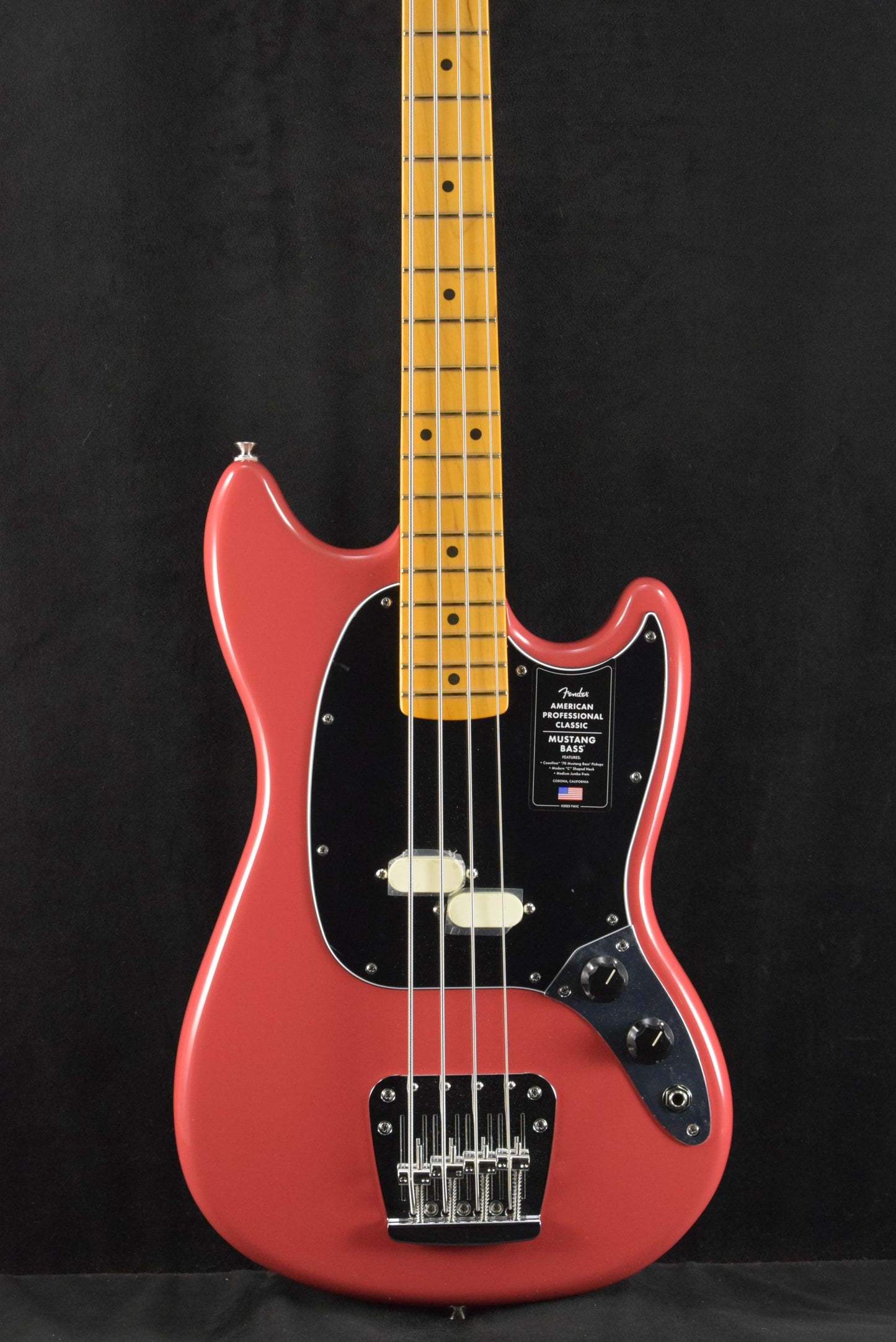 Fender American Professional Classic Mustang Bass Faded Dakota Red Maple Fingerboard