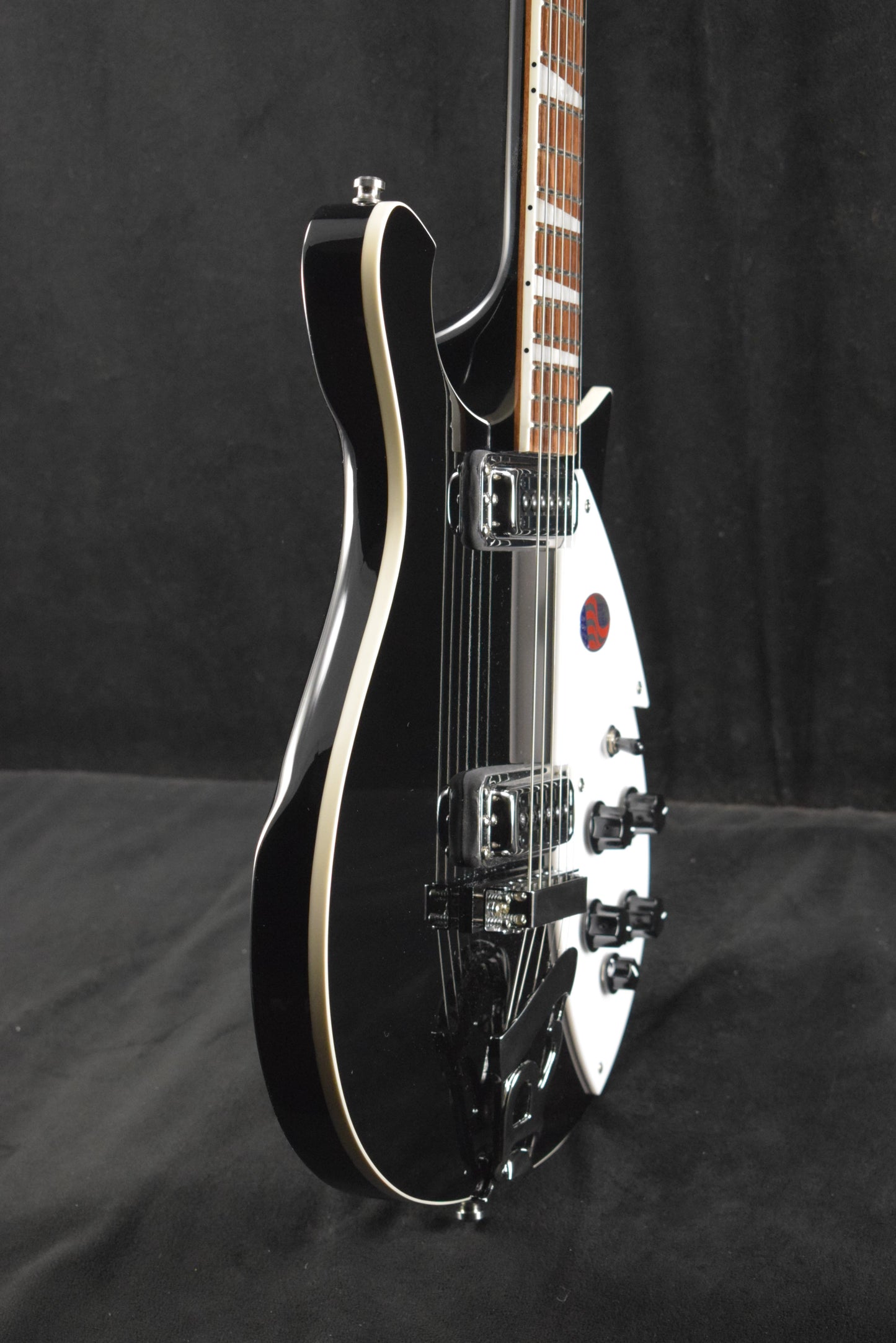 Rickenbacker 620 6-String Jetglo