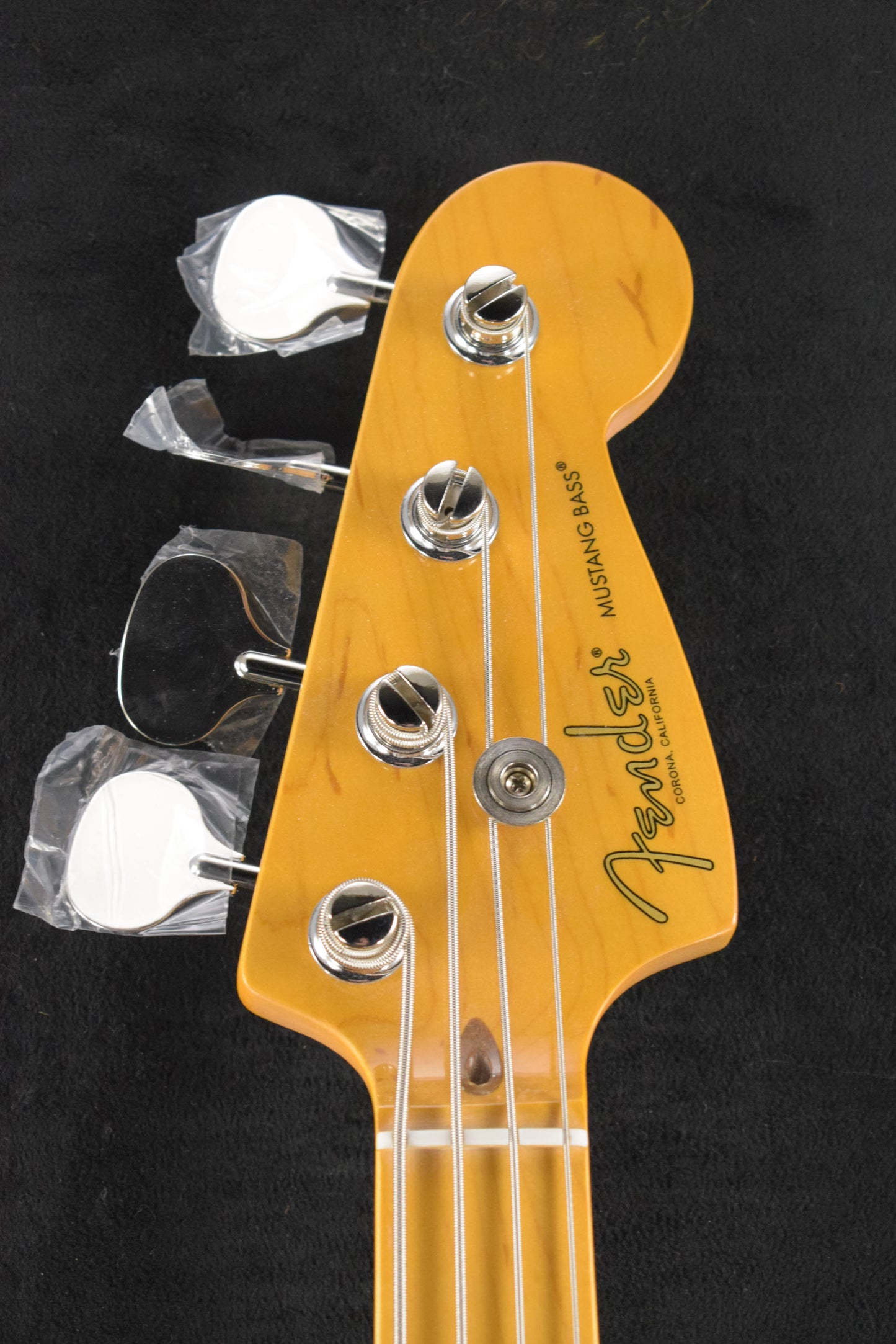 Fender American Professional Classic Mustang Bass Faded Dakota Red Maple Fingerboard