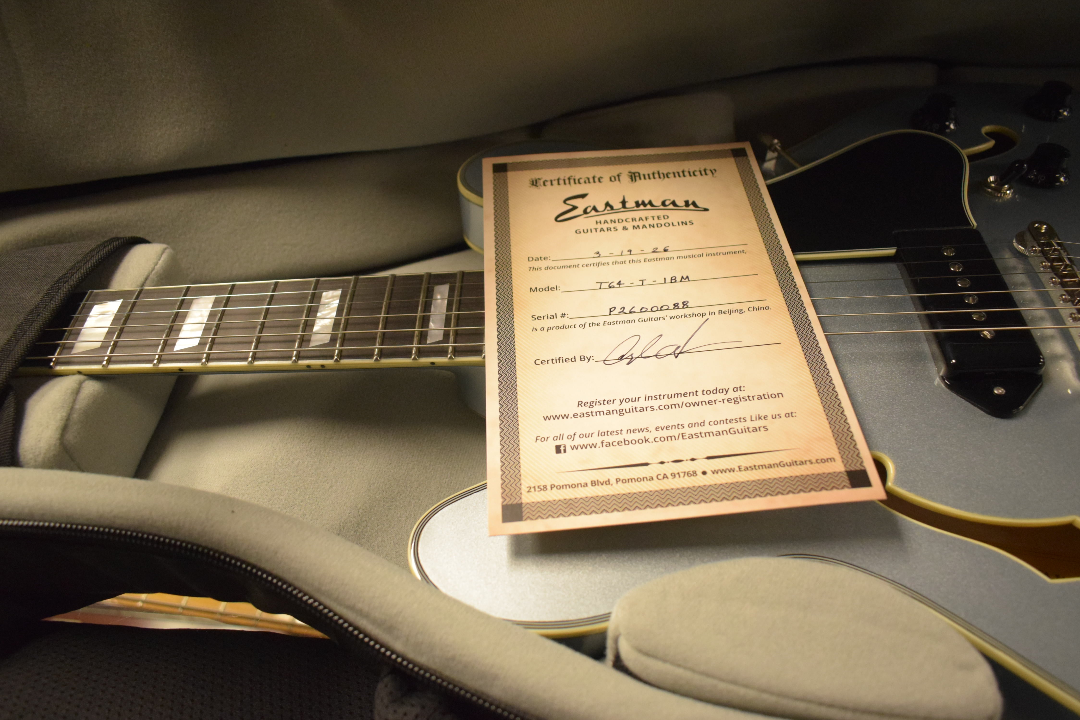 Eastman T64-T IBM Trapeze Iced Blue Metallic – Fuller's Guitar