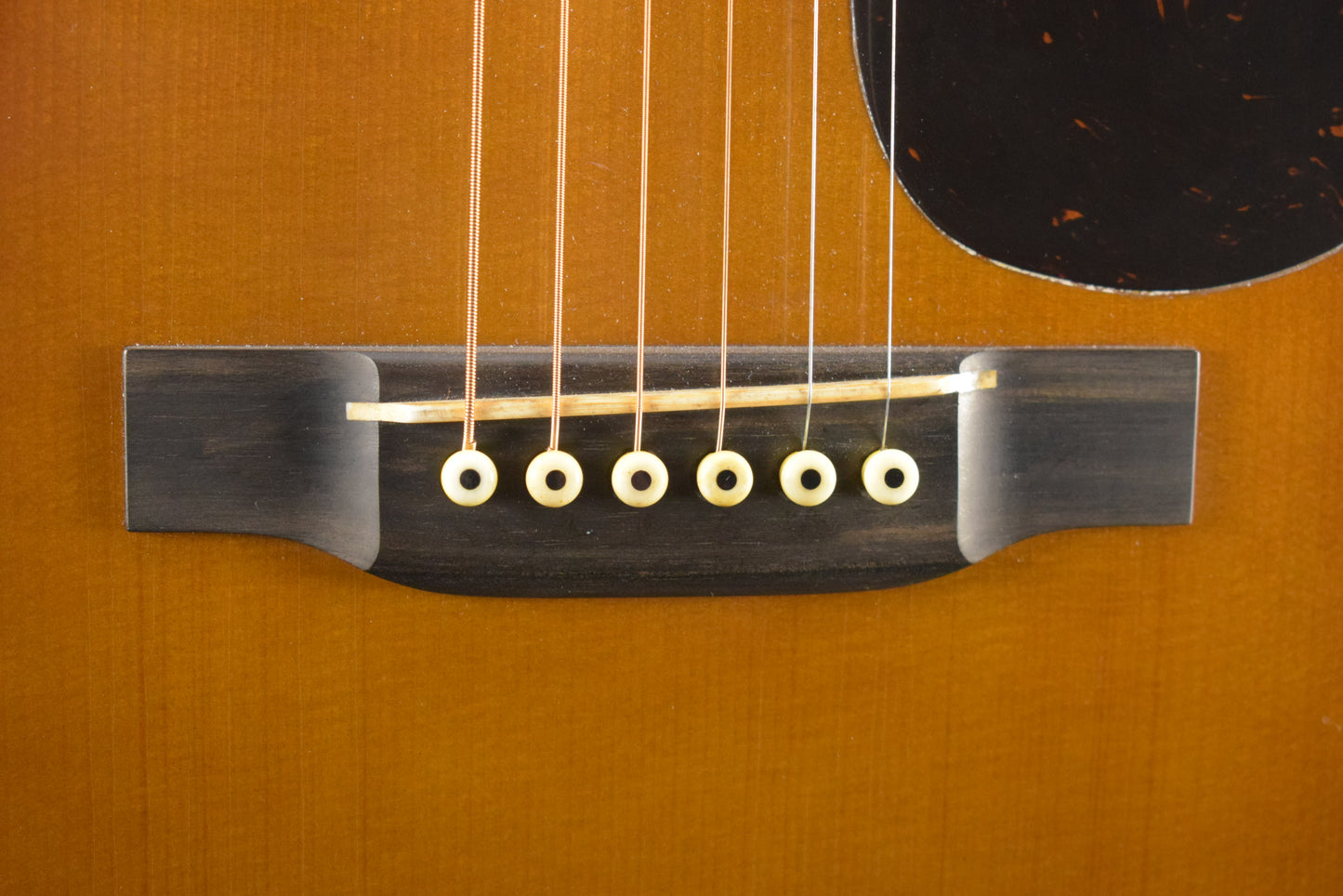 Martin Custom Shop 000-28 Authentic 1937 Stage 1 Aging Ambertone
