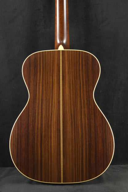 Martin Custom Shop 000-28 Authentic 1937 Stage 1 Aging Ambertone