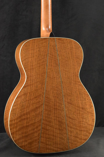Martin CEO-11 0000-14 Fret Acoustic-Electric Blue Burst Top #330 of 1111