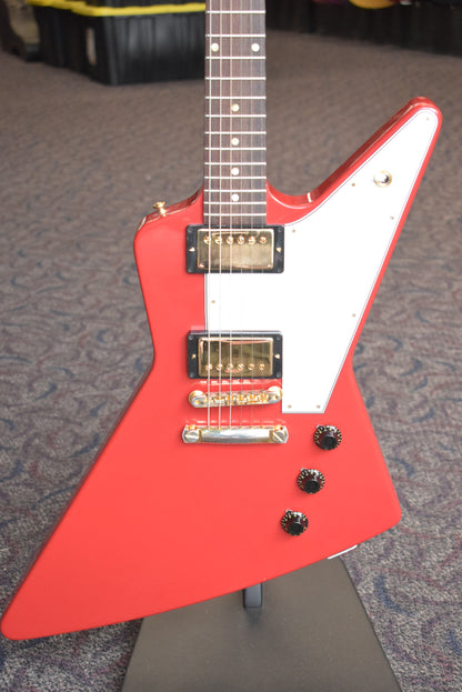 Gibson Custom Shop 1958 Korina Explorer VOS Cardinal Red Gold Hardware