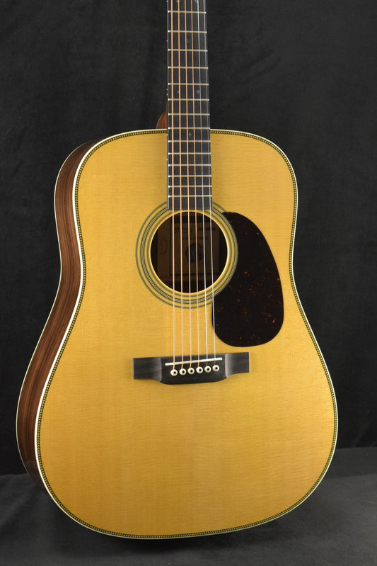 Martin D-28 Billy Strings Natural