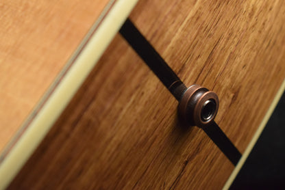 Taylor Gold Label 810e Natural