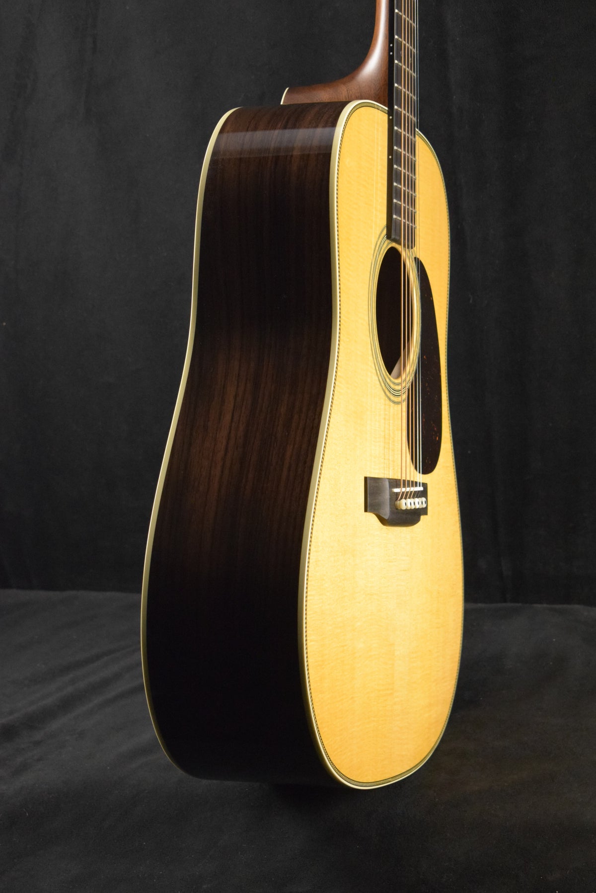 Martin D-28 Billy Strings Natural