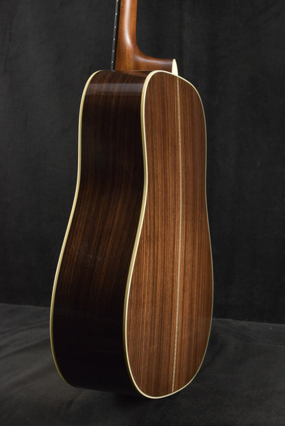Martin D-28 Billy Strings Natural