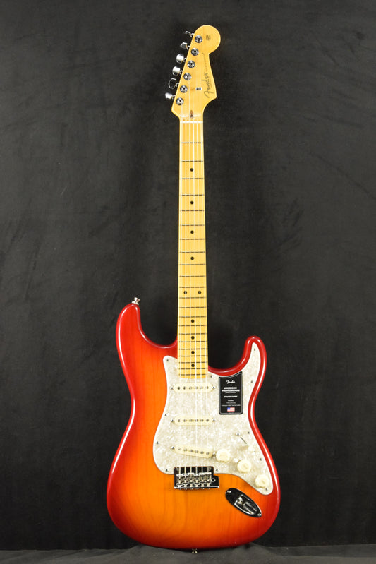 Fender American Professional Stratocaster Aged Cherry Burst Maple Fingerboard