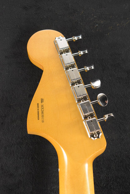 Fender Vintera III Early '60s Bass VI Olympic White Rosewood Fingerboard