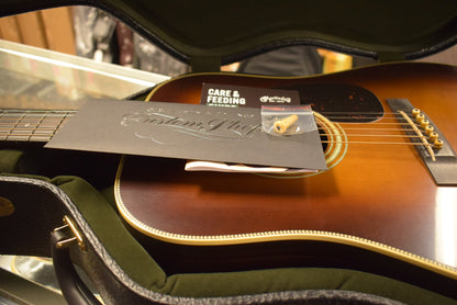 Martin Custom Shop D-28 Authentic 1937 Stage 1 Aging Ambertone