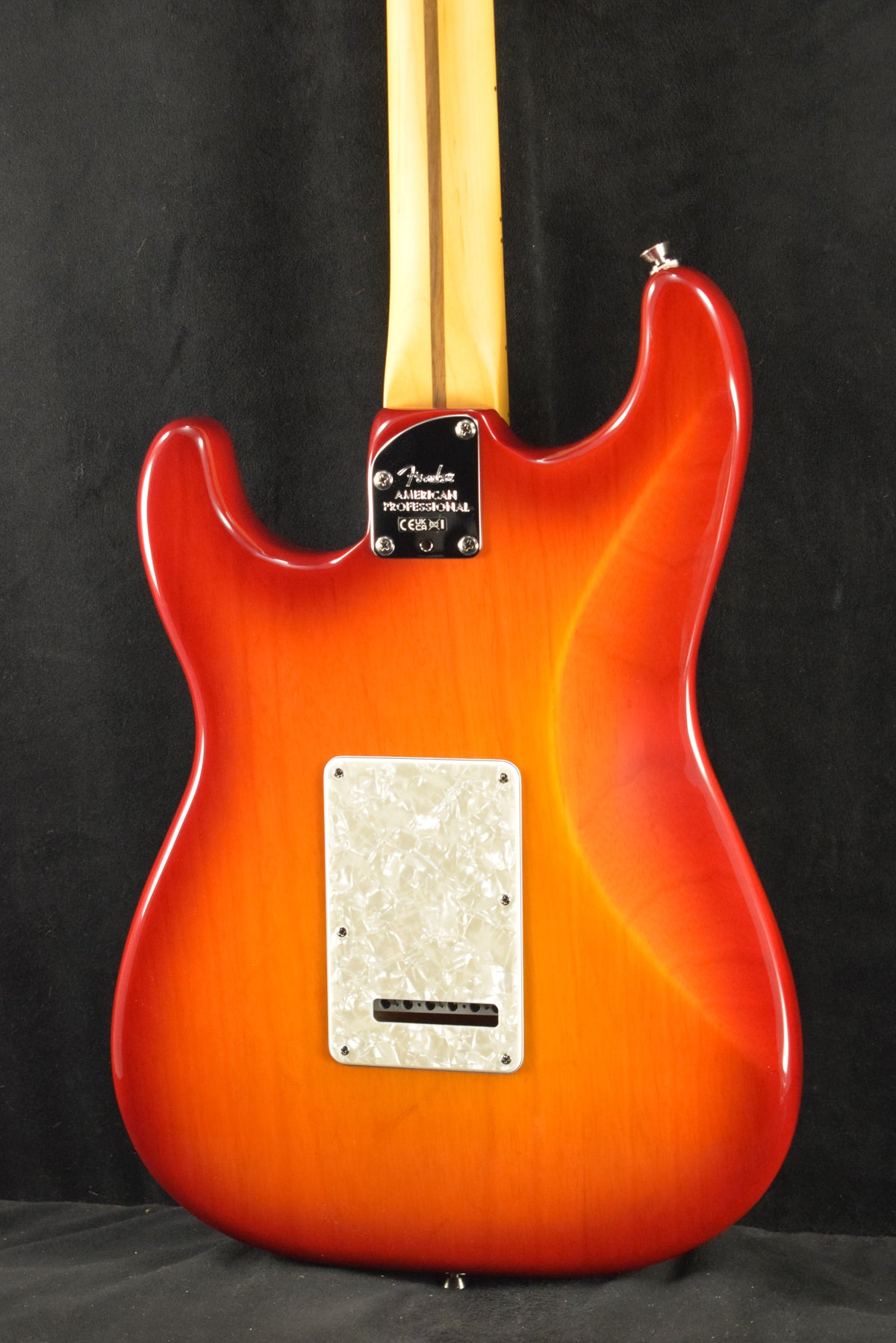 Fender American Professional Stratocaster Aged Cherry Burst Maple Fingerboard