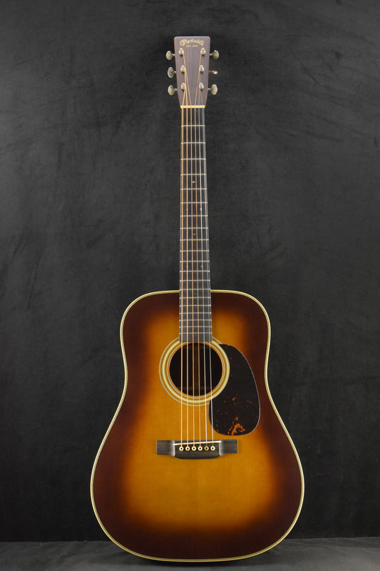 Martin Custom Shop D-28 Authentic 1937 Stage 1 Aging Ambertone