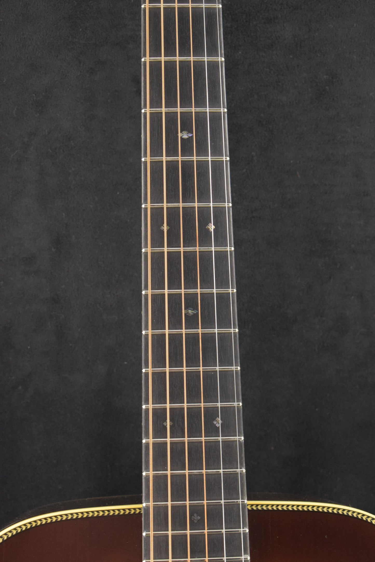 Martin Custom Shop D-28 Authentic 1937 Stage 1 Aging Ambertone