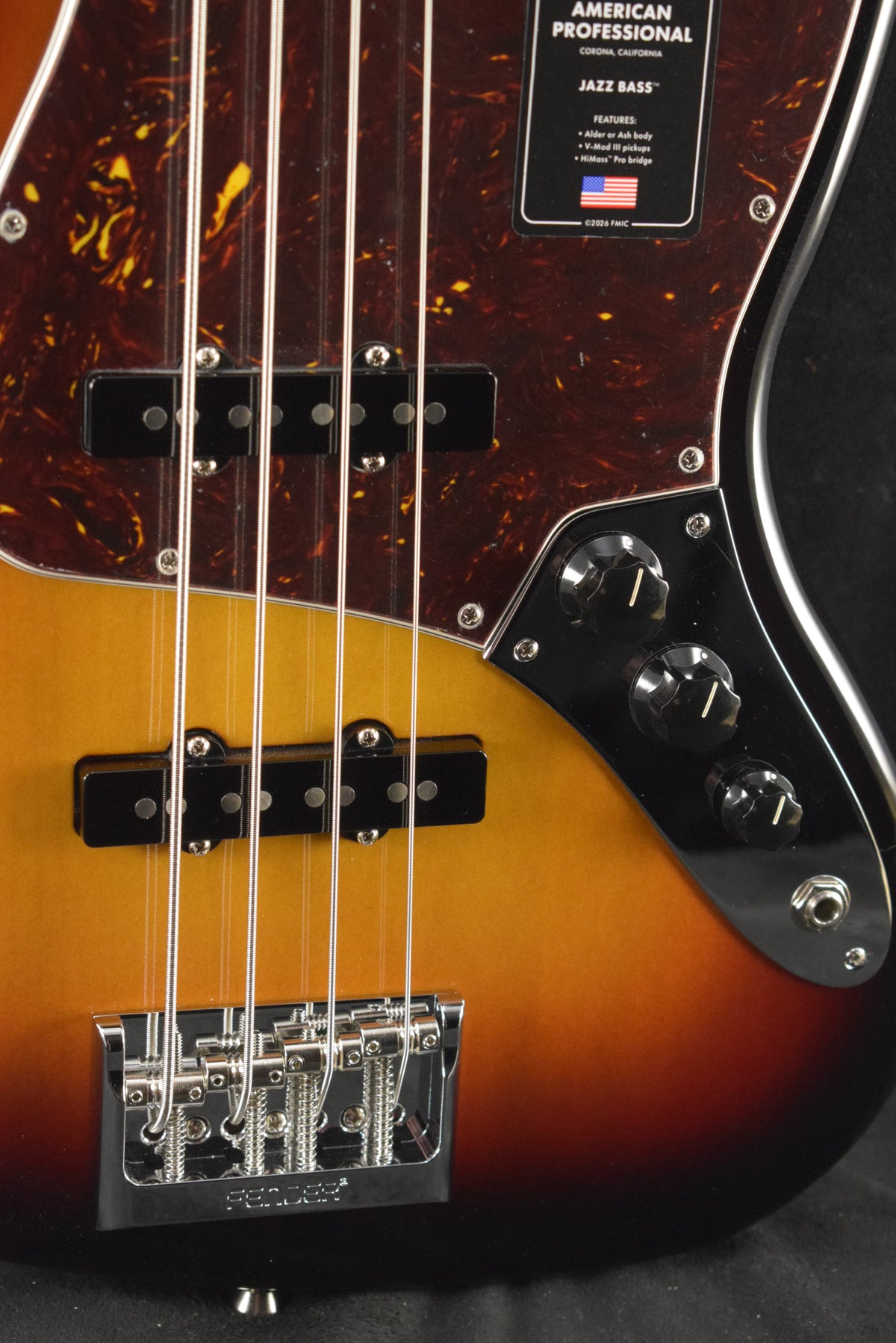 Fender American Professional Jazz Bass 3-Color Sunburst Maple Fingerboard