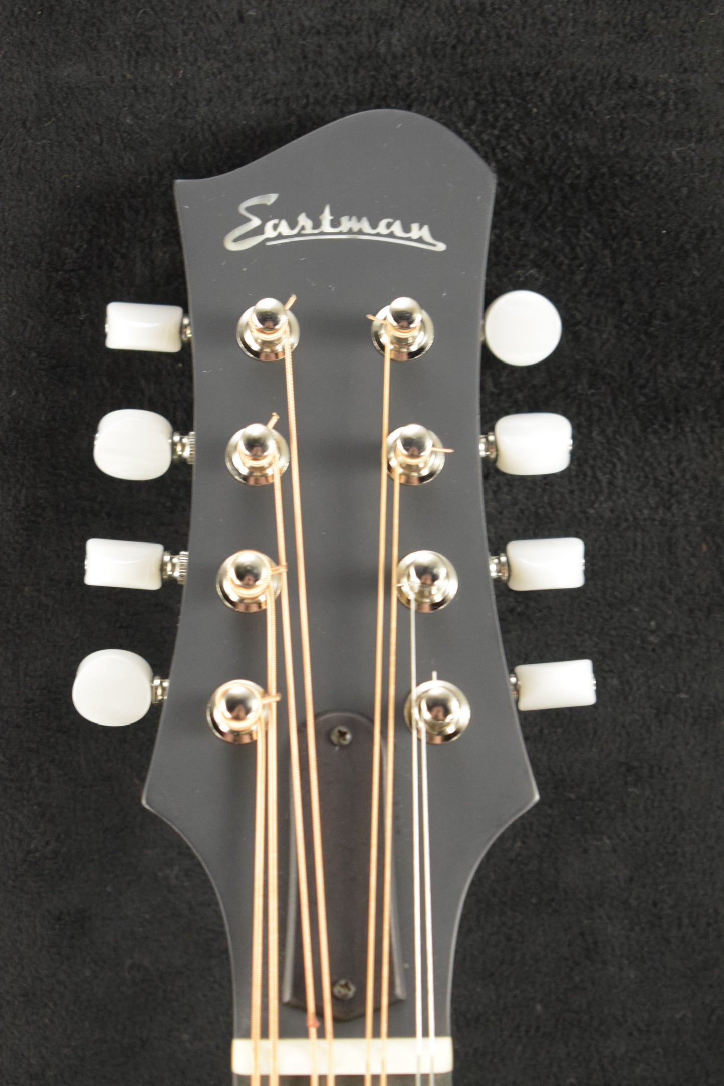 Eastman MDO305 A-Style F-Hole Octave Mandolin Classic Satin Finish