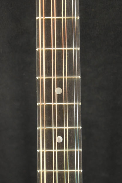 Eastman MDO305 A-Style F-Hole Octave Mandolin Classic Satin Finish