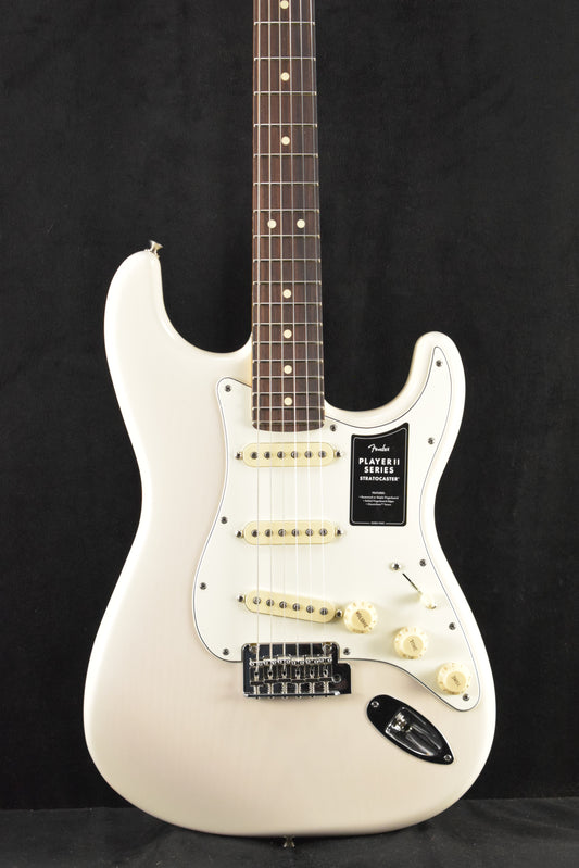 Fender Player II Stratocaster White Blonde Rosewood Fingerboard