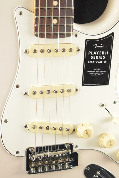 Fender Player II Stratocaster White Blonde Rosewood Fingerboard