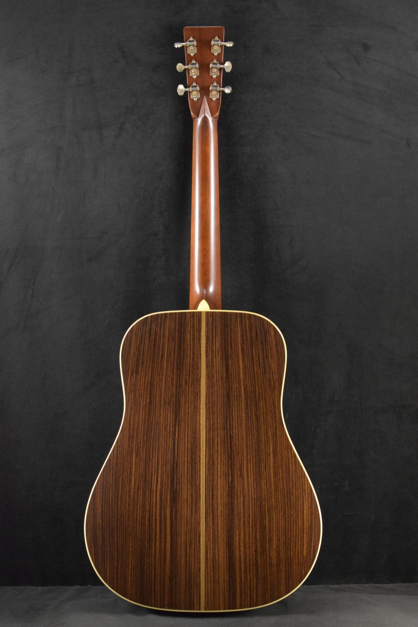 Martin Custom Shop D-28 Authentic 1937 Stage 1 Aging Ambertone
