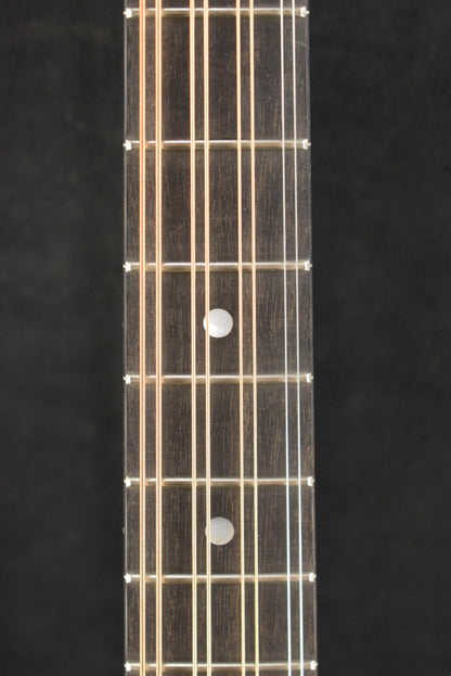 Eastman MDO305 A-Style F-Hole Octave Mandolin Classic Satin Finish