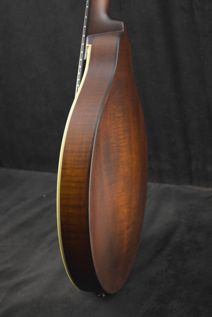 Eastman MDO305 A-Style F-Hole Octave Mandolin Classic Satin Finish