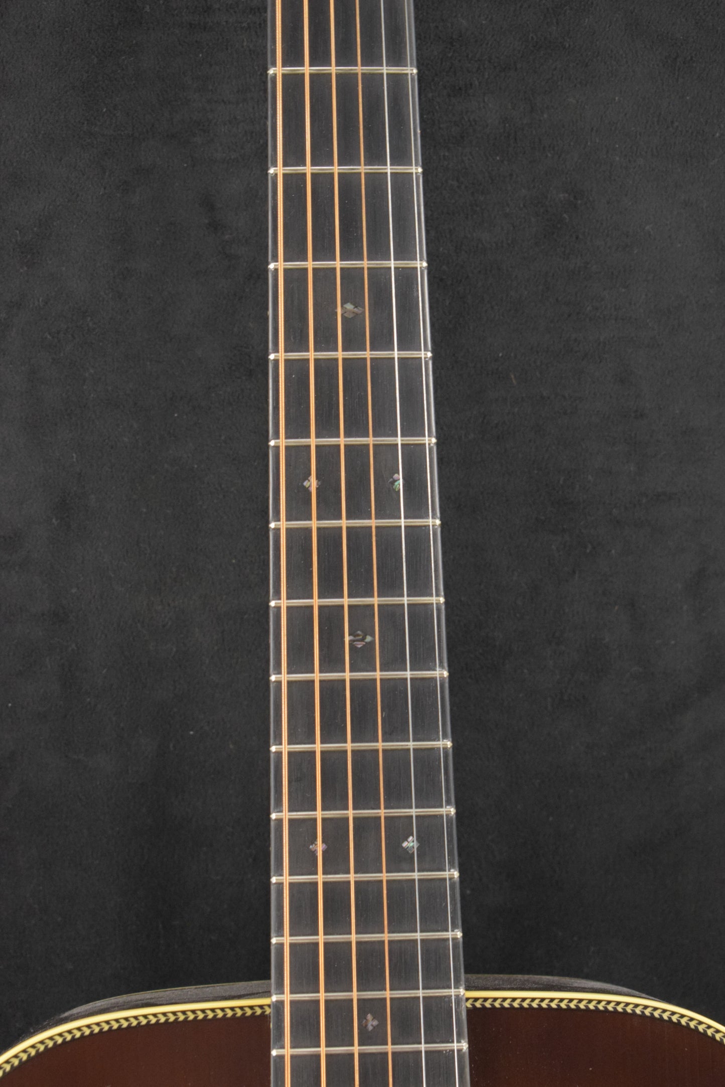 Martin Custom Shop D-28 Authentic 1937 Stage 1 Aging Ambertone