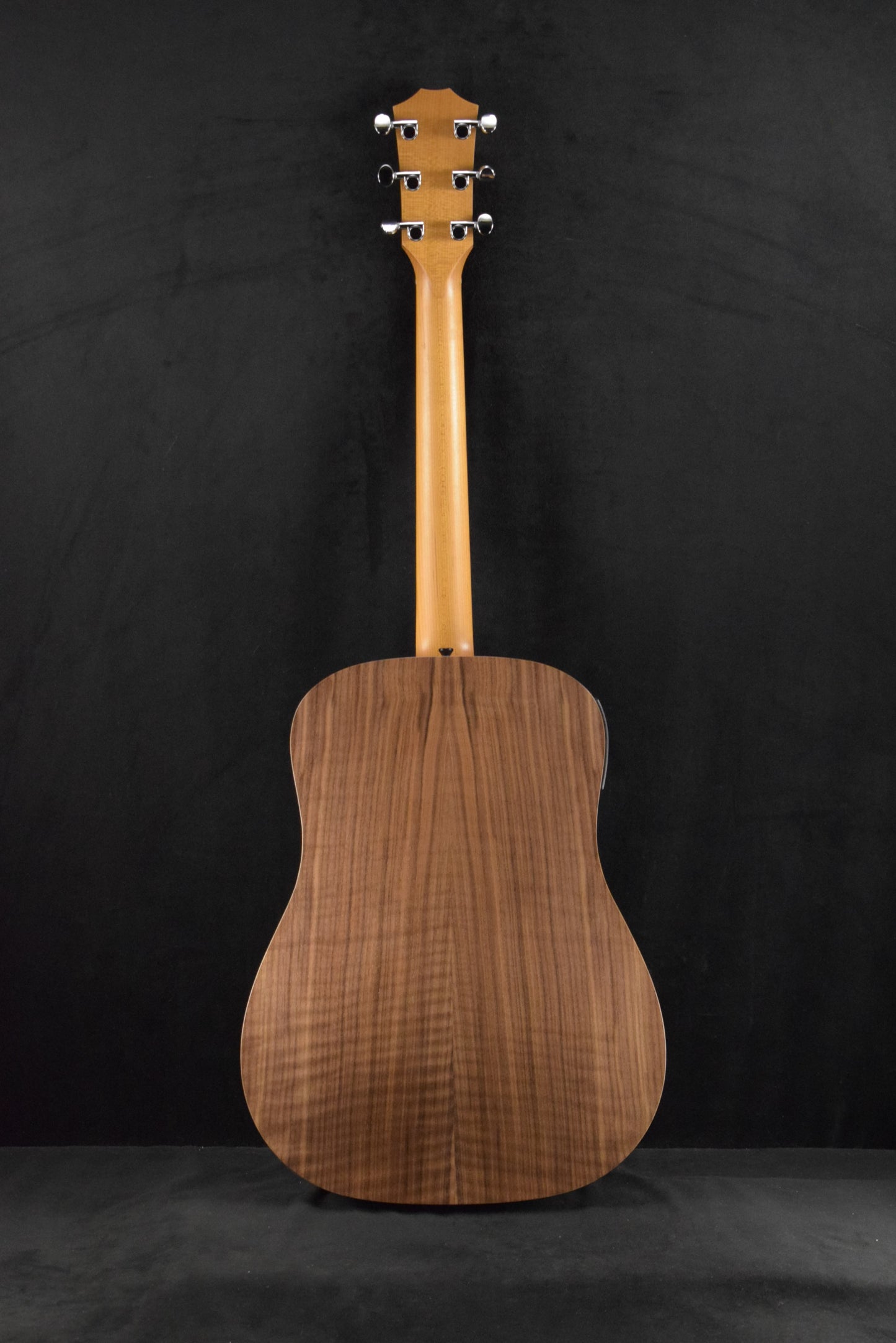 Taylor BBTe Big Baby Taylor Walnut/Sitka Spruce Natural