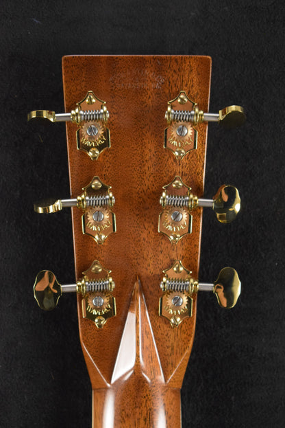 Martin D-45 Modern Deluxe