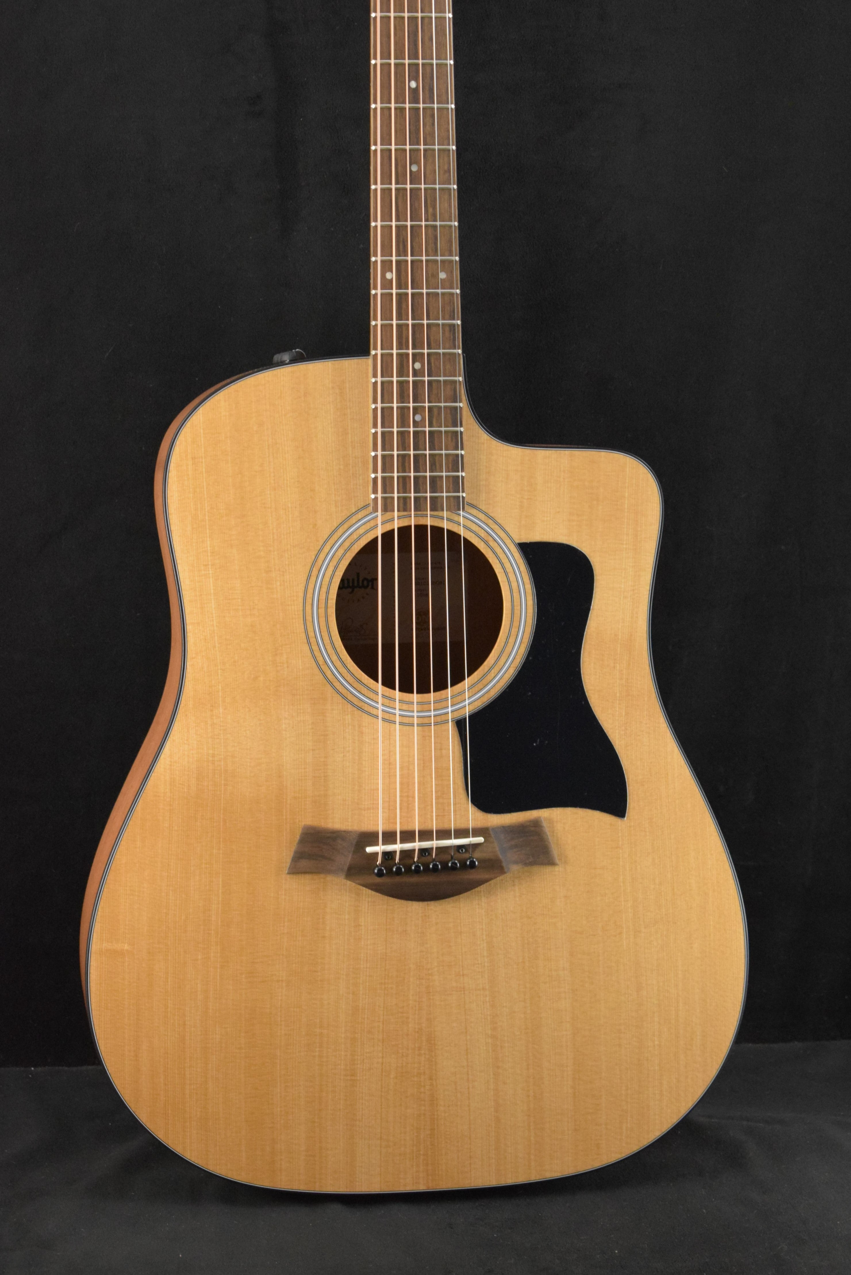 Taylor 110ce Dreadnought Sapele/Spruce Natural – Fuller's Guitar