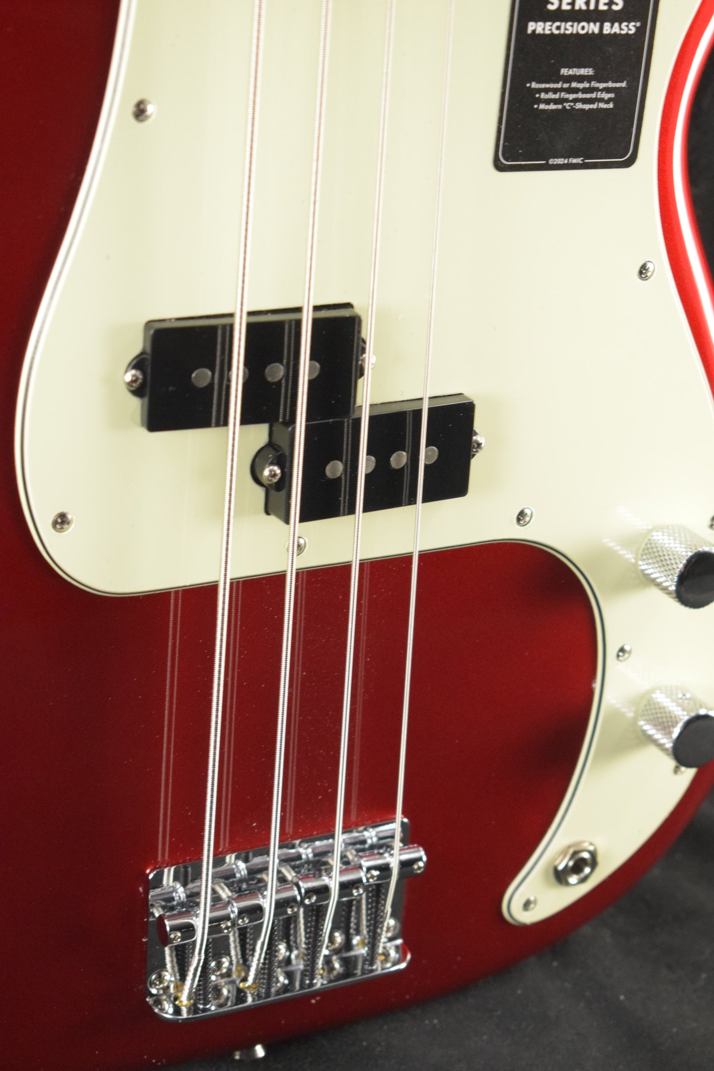 Fender 75th Anniversary Player II Precision Bass Candy Apple Red Maple Fingerboard