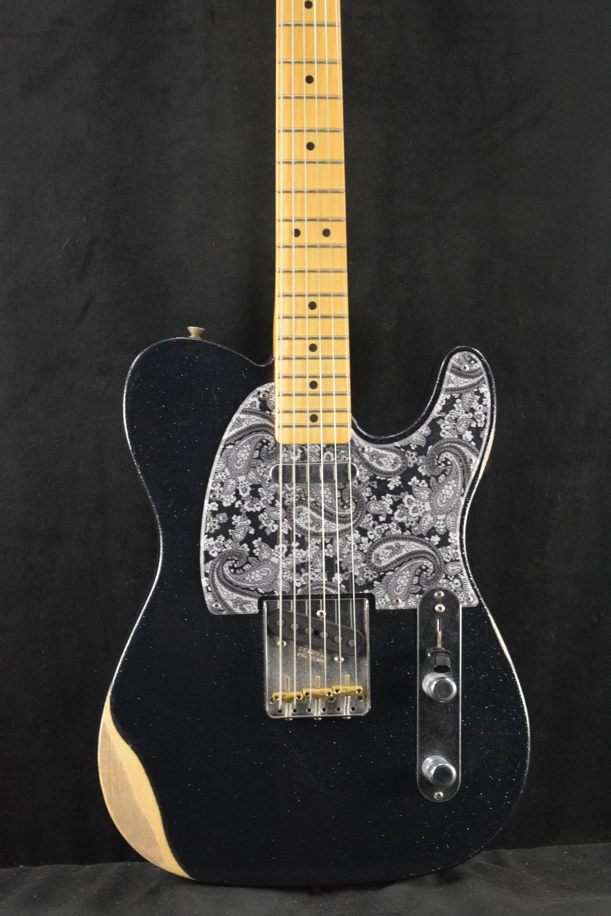 Fender Brad Paisley Road Worn Telecaster Black Sparkle Maple Fingerboard