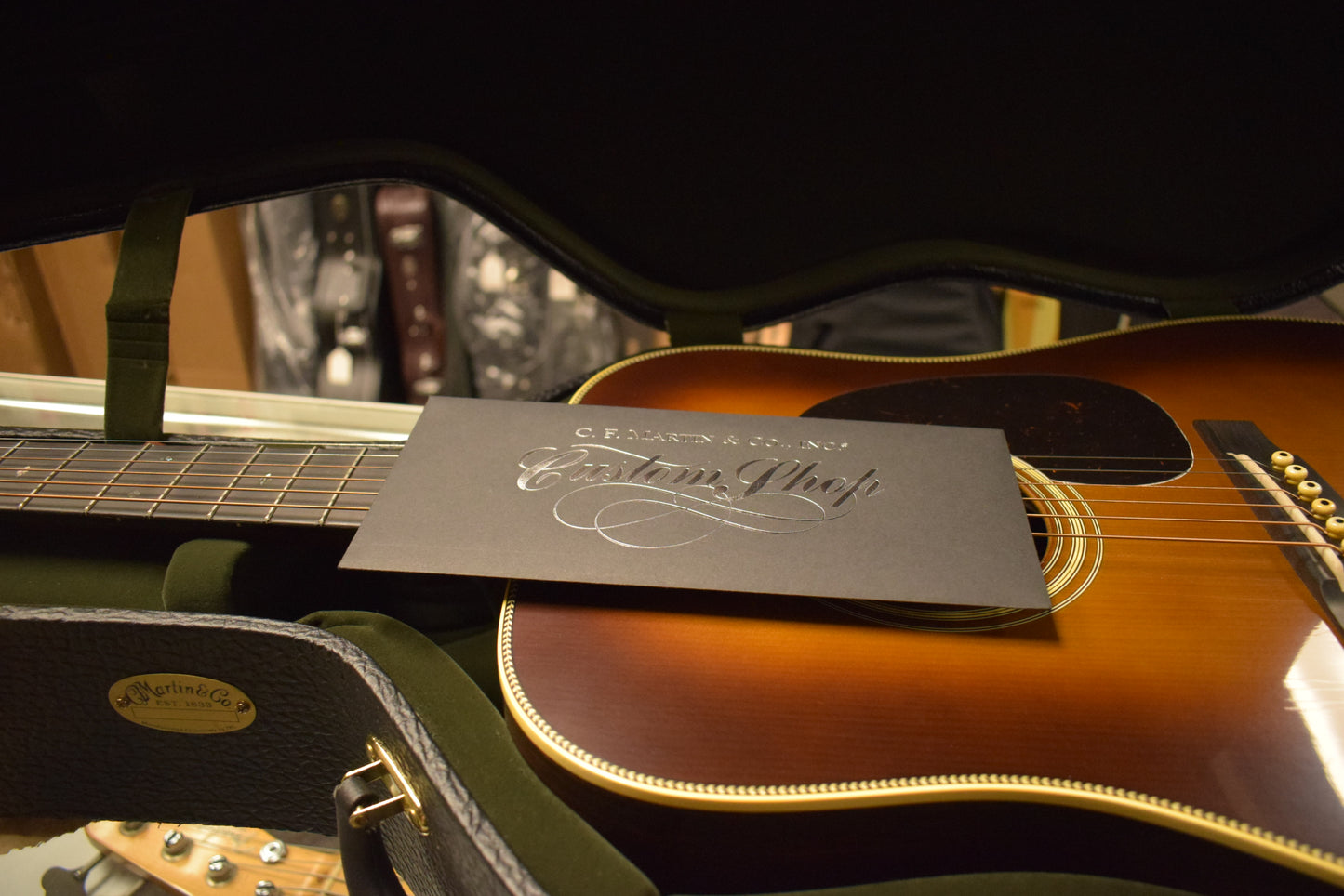 Martin Custom Shop D-28 Authentic 1937 Stage 1 Aging Ambertone