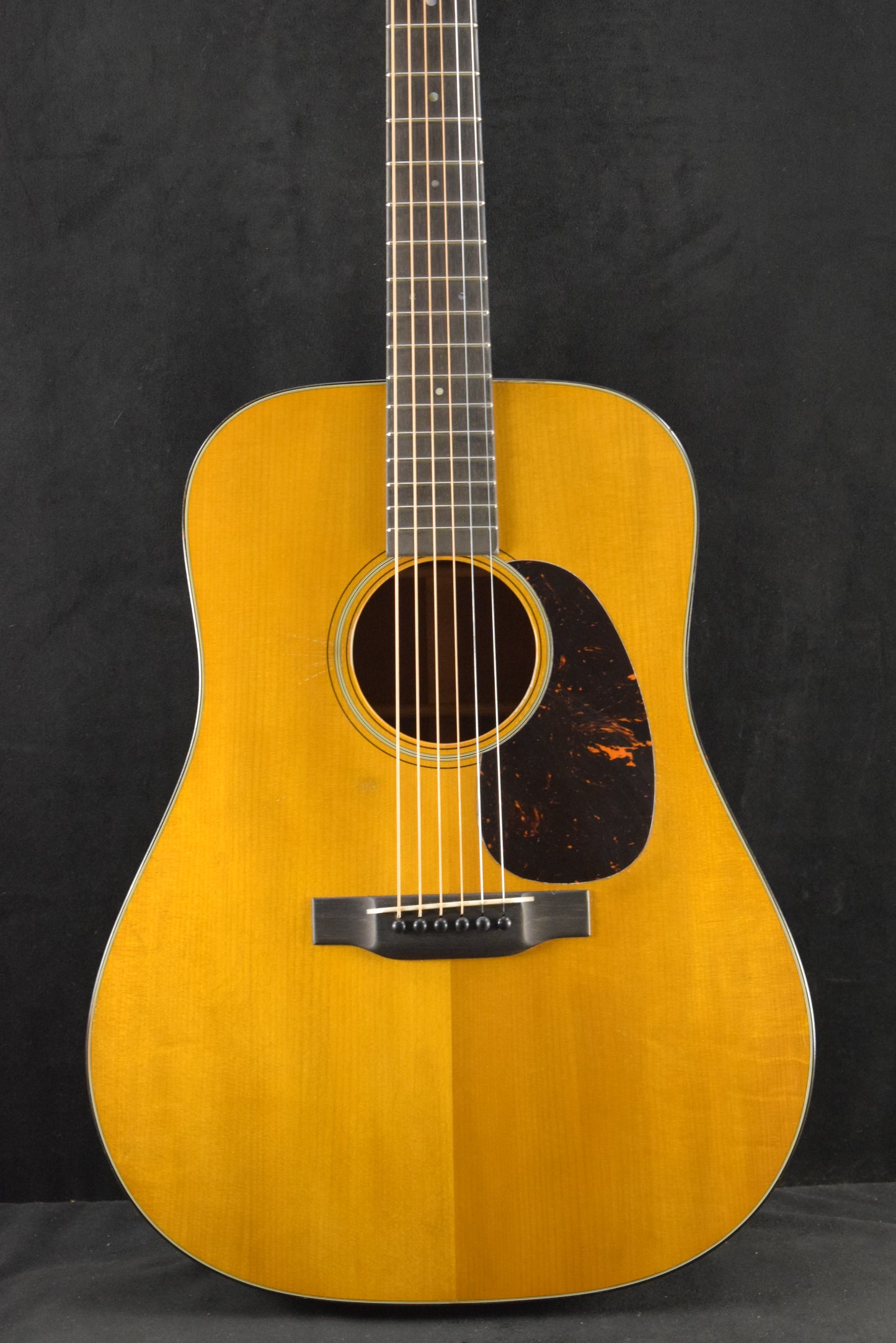Martin Custom Shop D-18 Authentic 1937 VTS Aged Natural