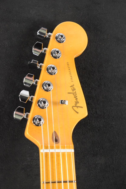 Fender American Ultra II Stratocaster HSS Sinister Red Maple Fingerboard