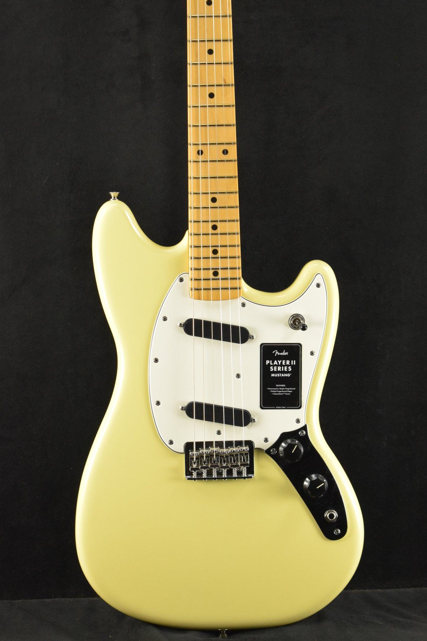 Fender Player II Mustang Hialeah Yellow Maple Fingerboard