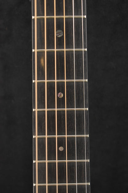 Martin D-18 Natural