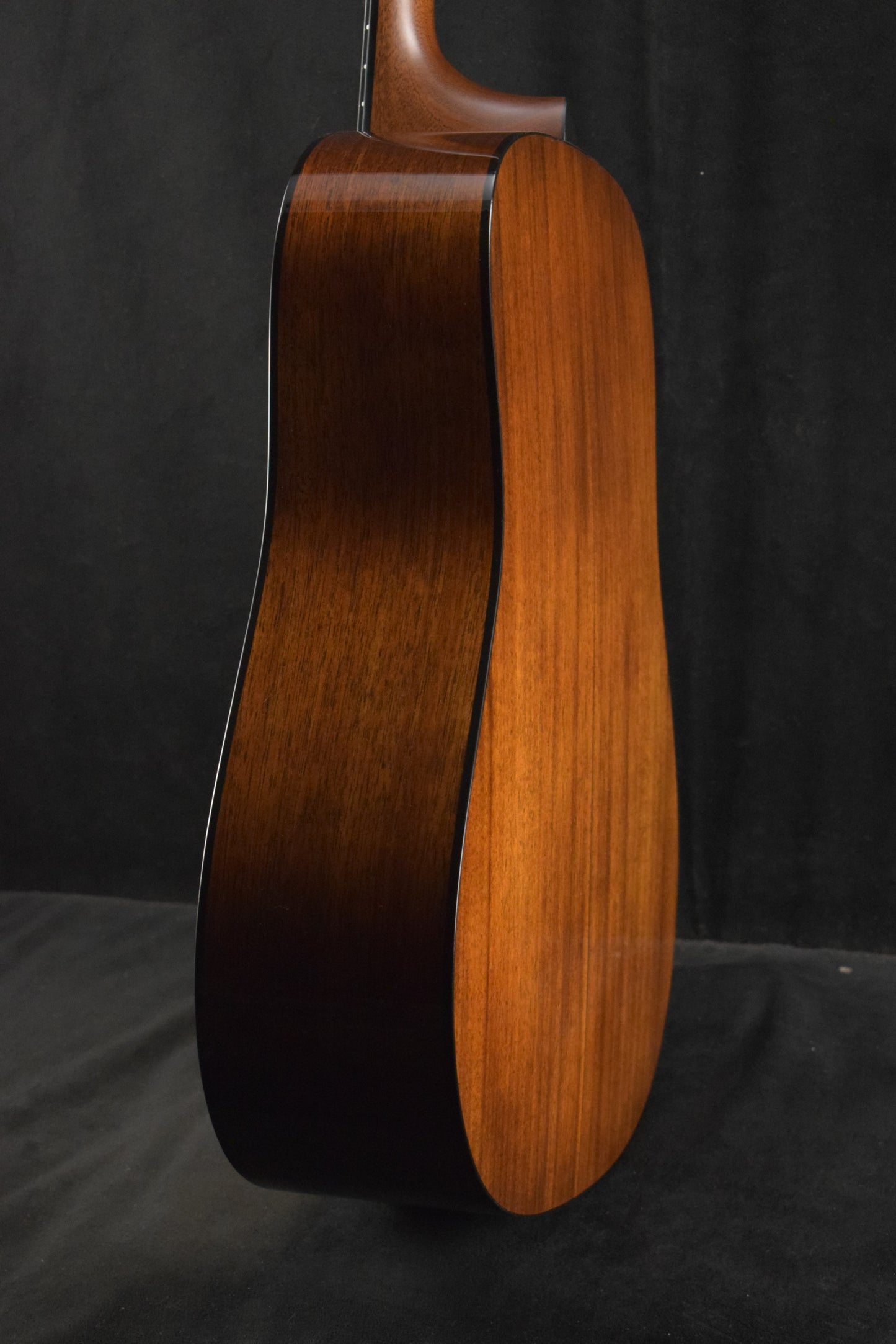 Martin D-18 Natural