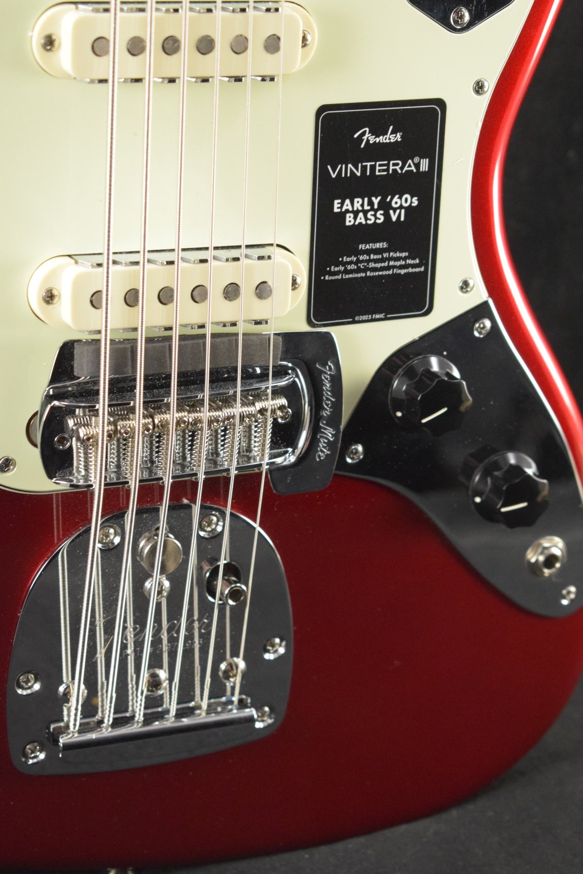 Fender Vintera III Early '60s Bass VI Candy Apple Red Rosewood Fingerboard