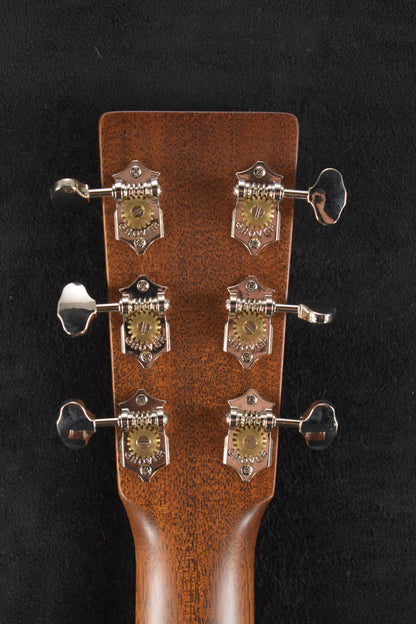 Martin D-18 Natural