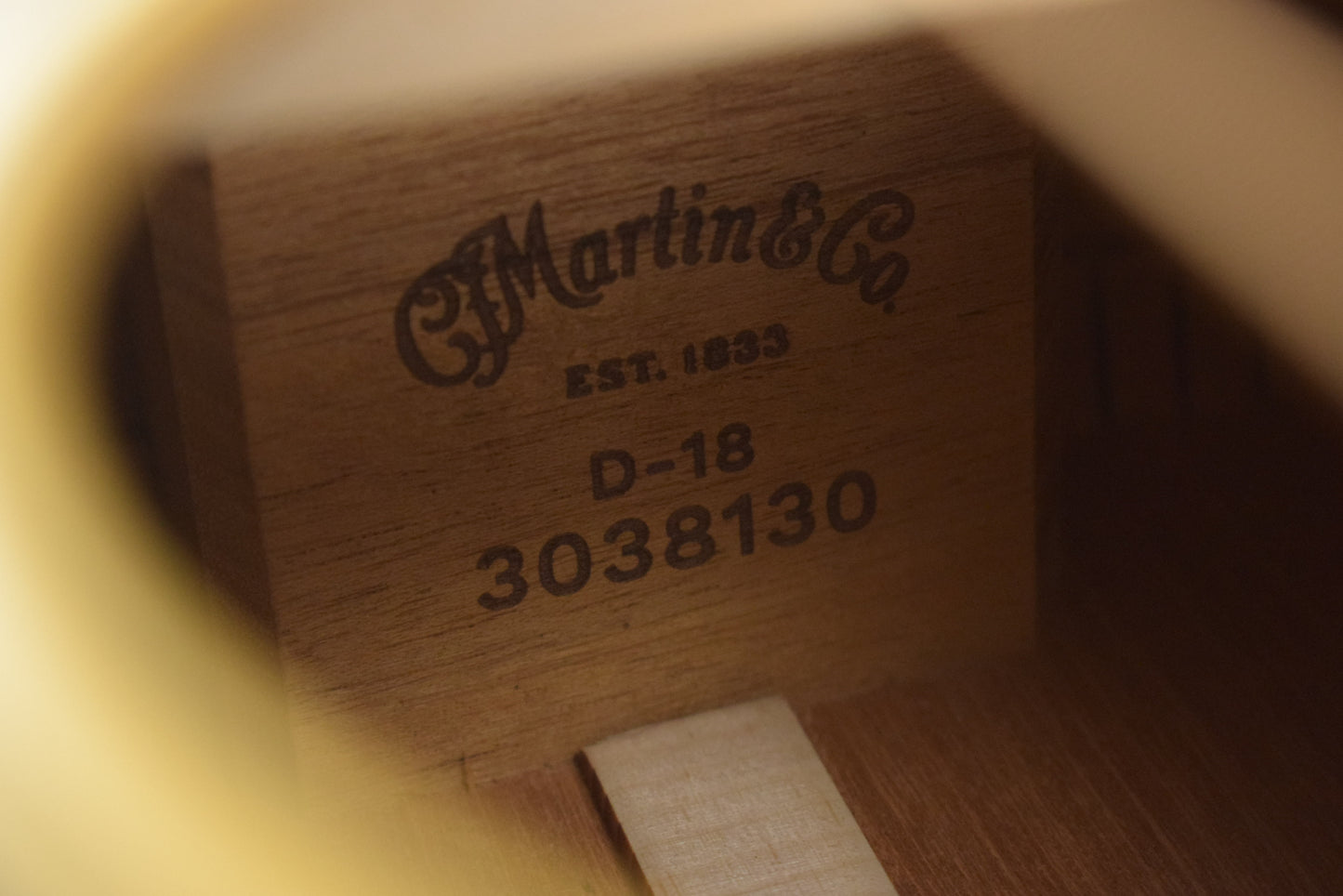 Martin D-18 Natural